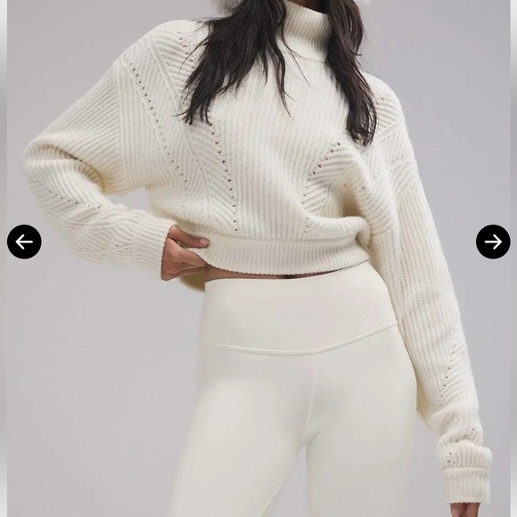 ALO Yoga Cashmere Sweater - Picture 1 of 5